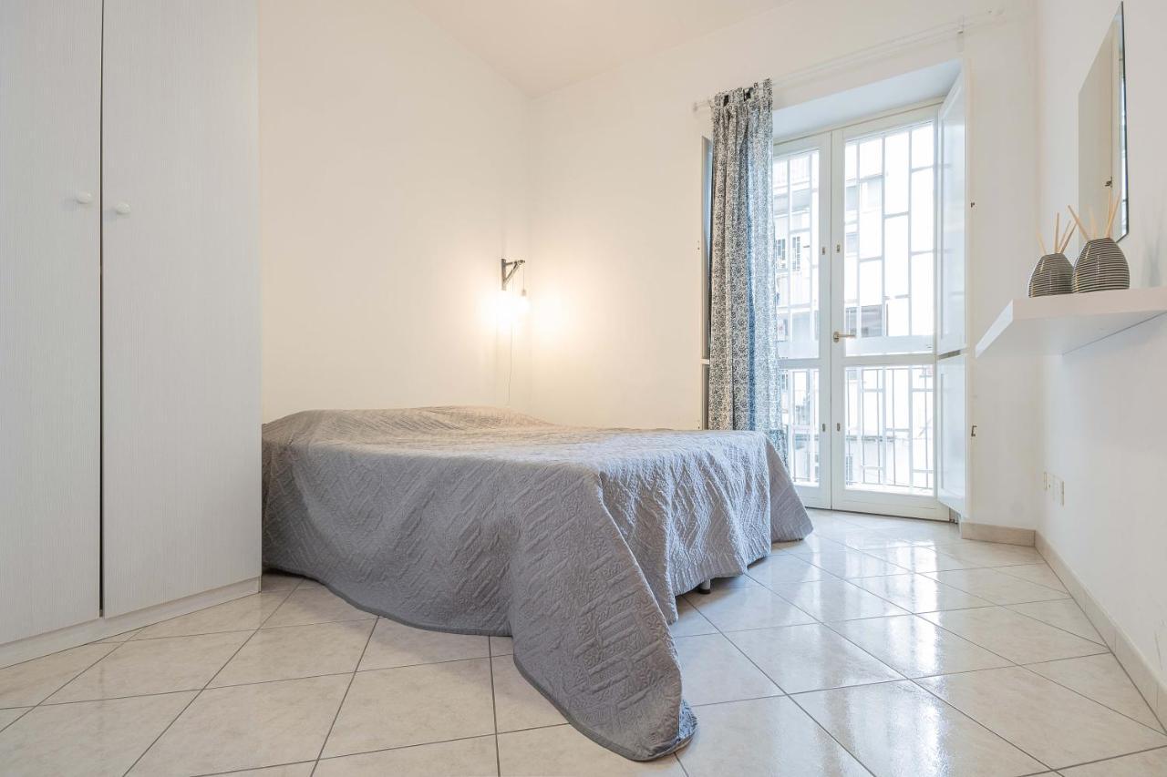 Nuovo Appartamento Beige Барі Екстер'єр фото